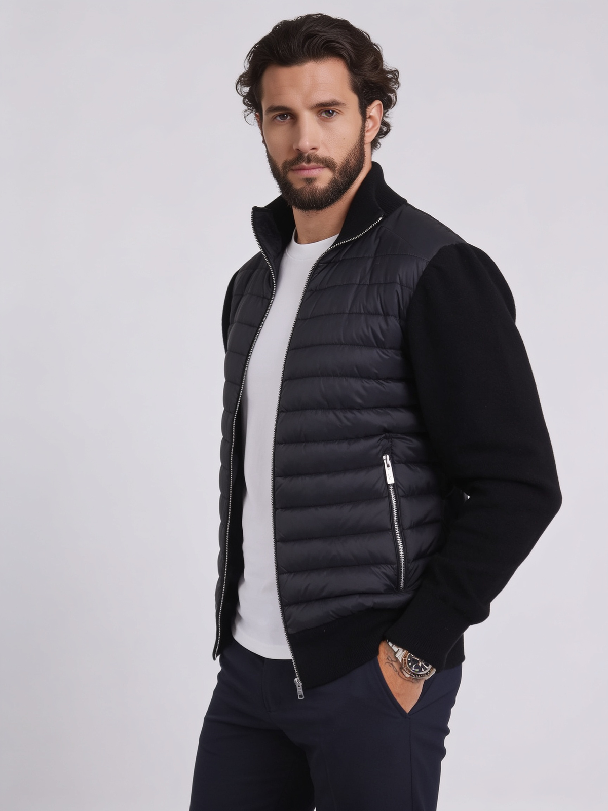 The Trento Hybrid Jacket abierta